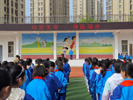 泉山湖中学开展防溺水系列活动,  筑牢学生安全防线
