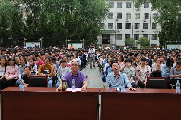 淮南五中老师图片